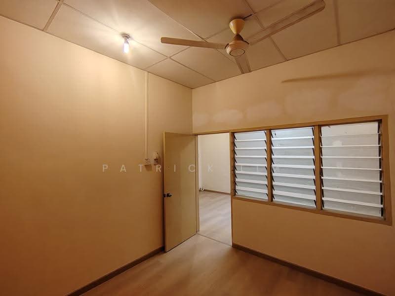 1-storey Terraced House for Sale in Bukit Beruang (Bukit Baru) - Patrick Lim - PropertyGuru.com.my