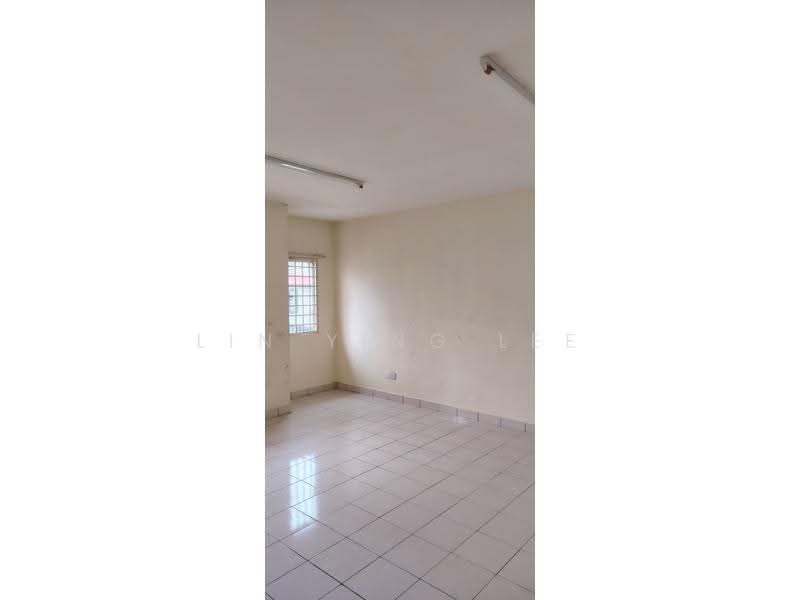 Rumah Teres 2.5-Tingkat untuk Dijual di Bandar Putra Permai (Seri Kembangan) - Lin Ying Lee - Interior - PropertyGuru.com.my