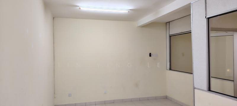 Rumah Teres 2.5-Tingkat untuk Dijual di Bandar Putra Permai (Seri Kembangan) - Lin Ying Lee - Interior - PropertyGuru.com.my