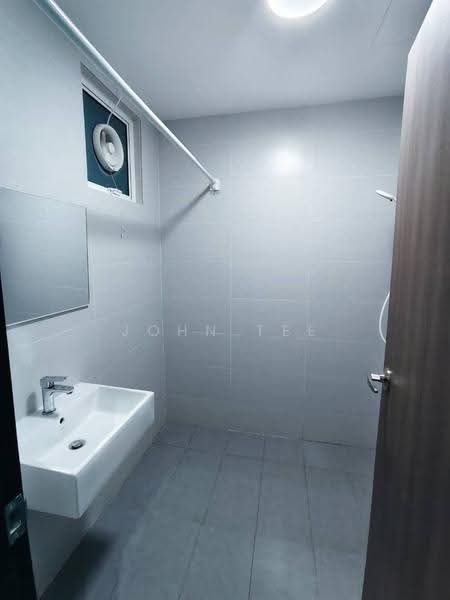 Service Residence for Rent at TRELLIS RESIDENCES - John Tee - Bathroom - PropertyGuru.com.my