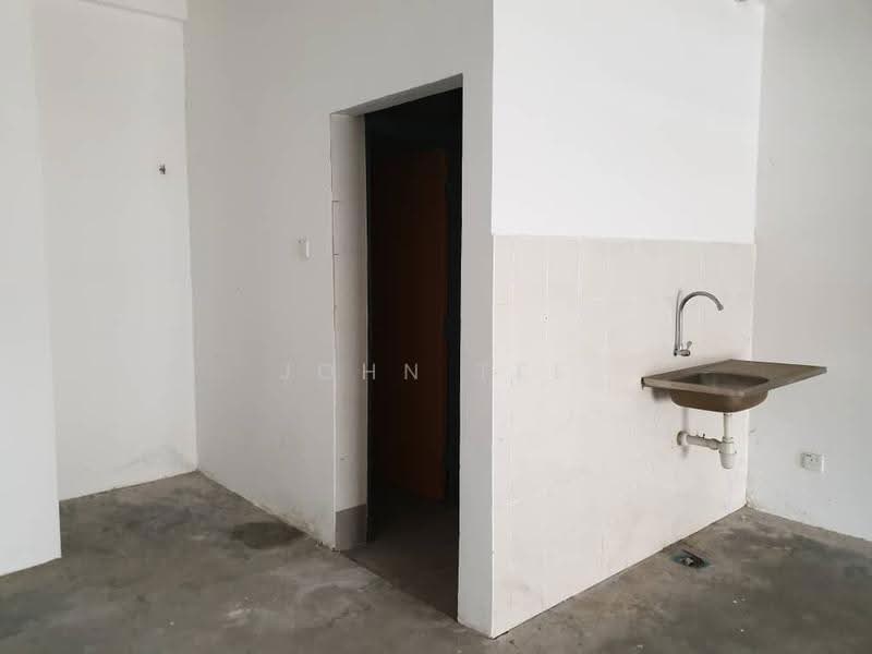 Shop / Office for Sale in Bandar Baru Klang (Klang) - John Tee - Interior - PropertyGuru.com.my