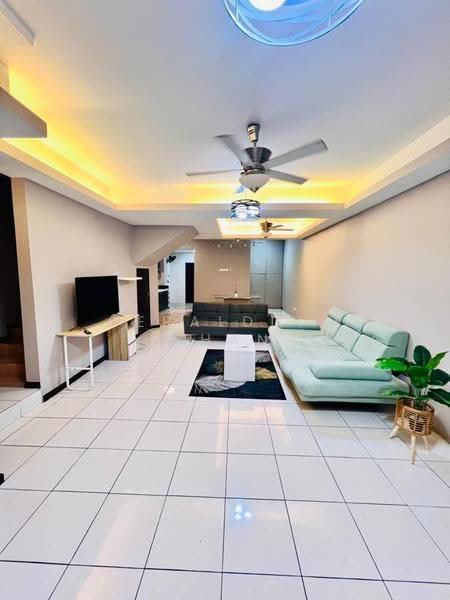 Rumah Teres 3-Tingkat untuk Disewa di Subang Bestari (Shah Alam) - Geraldine Chan - Living Room - PropertyGuru.com.my