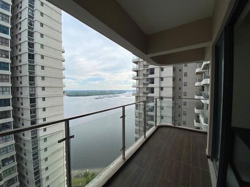 Condominium for Sale at Bay Laurel @ Country Garden Danga Bay - Jack Liew - Balcony - PropertyGuru.com.my