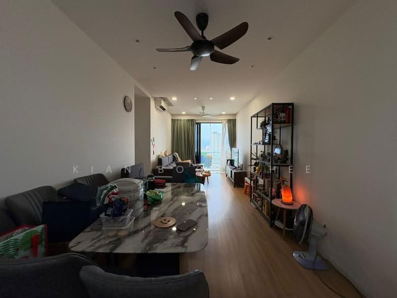 Kediaman Servis untuk Dijual di United Point (Residensi Berpadu) - Kian Boon Chee - Living Room - PropertyGuru.com.my