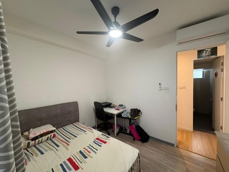 Kediaman Servis untuk Dijual di United Point (Residensi Berpadu) - Kian Boon Chee - Bedroom - PropertyGuru.com.my