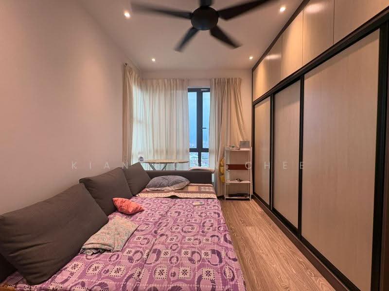 Kediaman Servis untuk Dijual di United Point (Residensi Berpadu) - Kian Boon Chee - Bedroom - PropertyGuru.com.my
