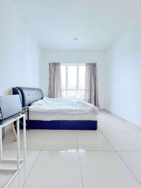 Condominium for Sale at Solaria Residences - Vincent Ooi - Bedroom - PropertyGuru.com.my