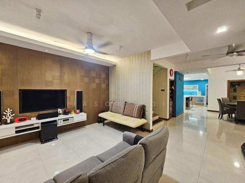 Rumah Teres 2-Tingkat untuk Dijual di Putra Heights (Subang Jaya) - Jason Ooi - Living Room - PropertyGuru.com.my