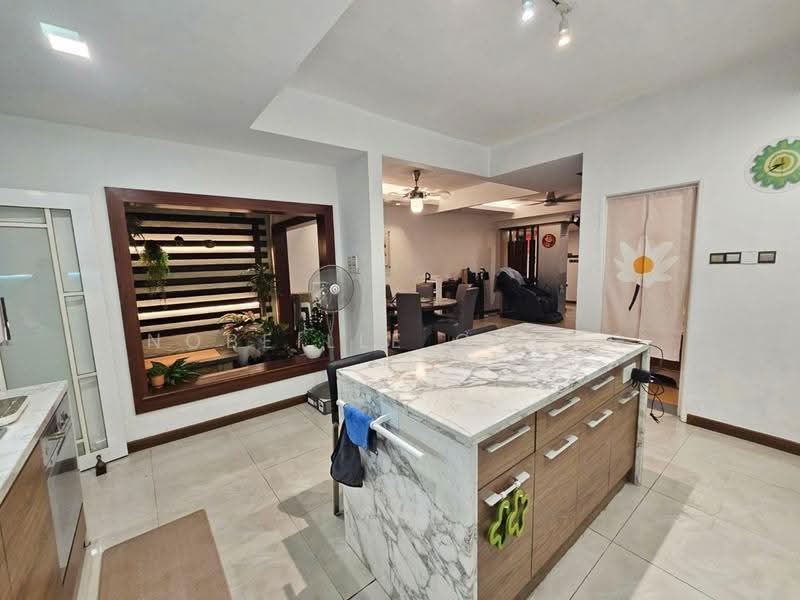 Rumah Teres 2-Tingkat untuk Dijual di Putra Heights (Subang Jaya) - Nobeille Chung - Kitchen - PropertyGuru.com.my