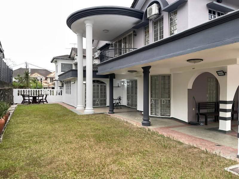 Rumah Berkembar untuk Dijual di Seksyen 9 (Shah Alam) - Riza Ahmad - Exterior - PropertyGuru.com.my
