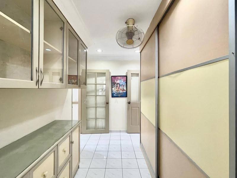 Rumah Berkembar untuk Dijual di Seksyen 9 (Shah Alam) - Riza Ahmad - Interior - PropertyGuru.com.my