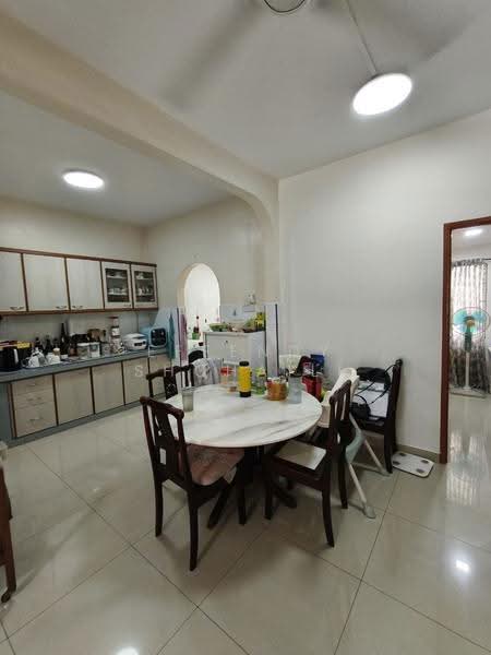 Rumah Teres 2-Tingkat untuk Dijual di Taman Sea (Petaling Jaya) - Effendy Shohaili - Kitchen - PropertyGuru.com.my