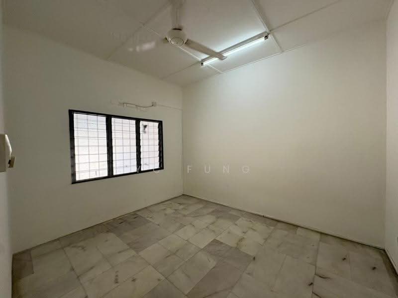 Rumah Teres 1-Tingkat untuk Disewa di Taman Johor Jaya (Johor Bahru) - YC Fung - Interior - PropertyGuru.com.my