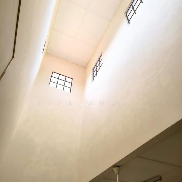 Rumah Teres 2-Tingkat untuk Dijual di Bandar Nusa Rhu (Shah Alam) - Riza Ahmad - Interior - PropertyGuru.com.my