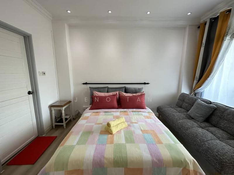 Condominium for Rent at Village Grove - Jeno Tan - Bedroom - PropertyGuru.com.my