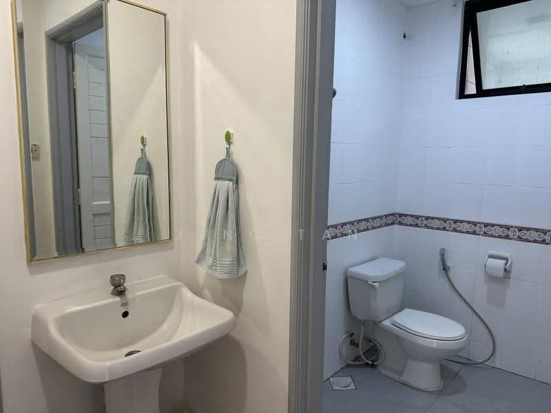 Condominium for Rent at Village Grove - Jeno Tan - Bathroom - PropertyGuru.com.my