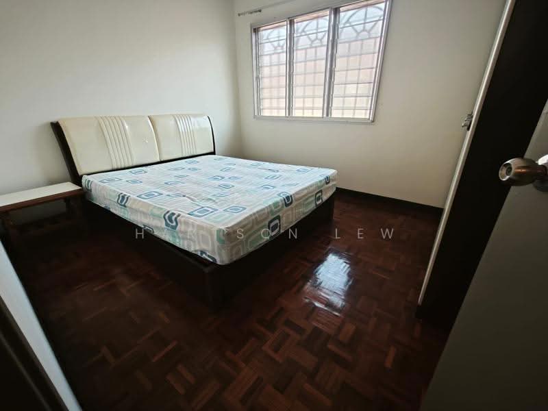 Rumah Teres untuk Disewa di TAMAN PUCHONG UTAMA (Puchong) - Hartson Lew - Bedroom - PropertyGuru.com.my