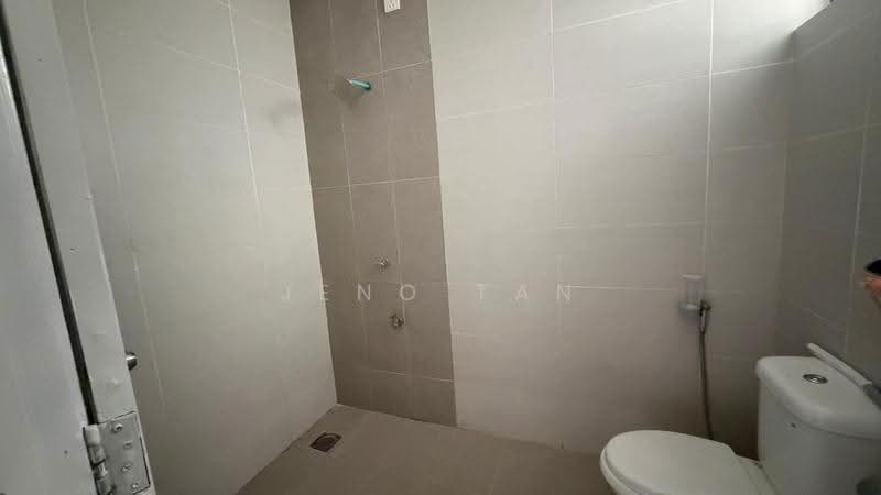 Apartment for Rent at Residensi PR1MA Premier Matang, Kuching, Sarawak - Jeno Tan - Bathroom - PropertyGuru.com.my