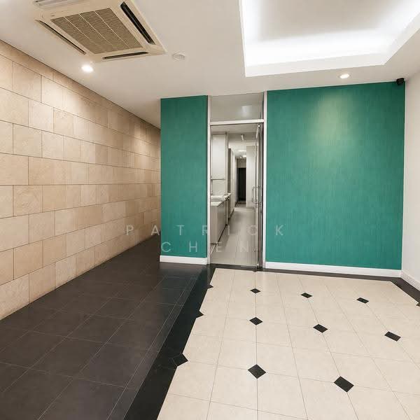 Shop for Sale in Pekeliling (Kuala Lumpur) - Patrick Chen - Corridor - PropertyGuru.com.my