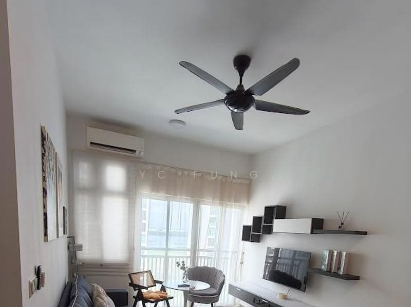 Kediaman Servis untuk Disewa di Meridin Bayvue @ Sierra Perdana - YC Fung - Living Room - PropertyGuru.com.my