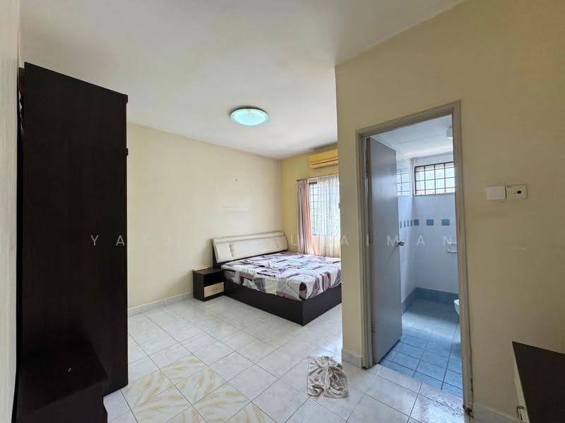 Condominium for Sale at Vista Amani - Yasmin Sulaiman - Bedroom - PropertyGuru.com.my