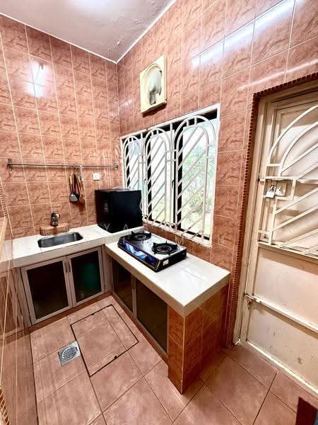 2-storey Terraced House for Sale in Ampang Jaya (Ampang) - Yasmin Sulaiman - Kitchen - PropertyGuru.com.my