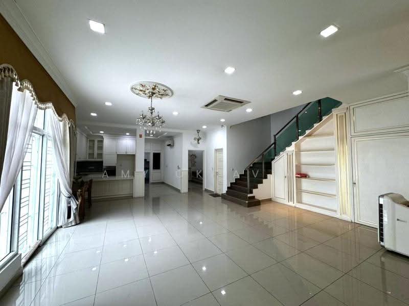 Semi-Detached House for Rent in Cyberjaya (Selangor) - Amy Oktavia - Living Room - PropertyGuru.com.my