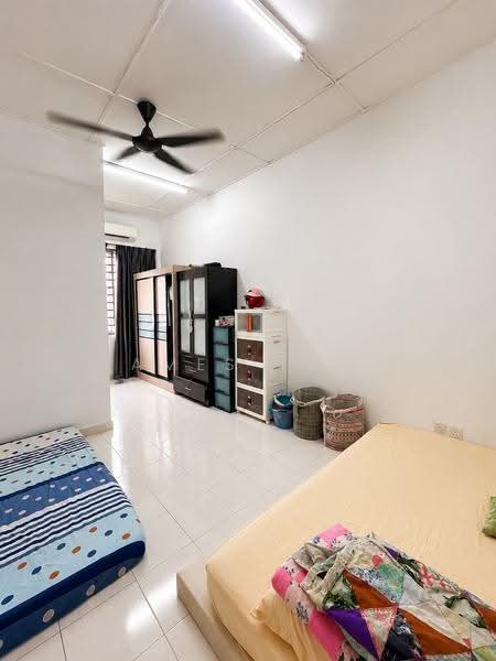 2-storey Terraced House for Sale in Bandar Bukit Tinggi 2 (Klang) - James Teoh - Bedroom - PropertyGuru.com.my