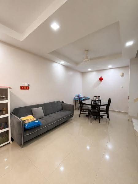 2-storey Terraced House for Sale in Bandar Bukit Tinggi 2 (Klang) - James Teoh - Living Room - PropertyGuru.com.my