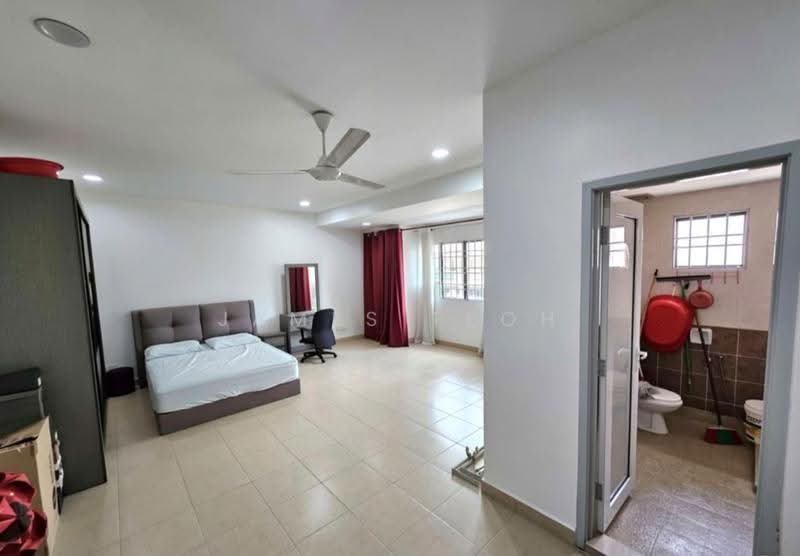 2.5-storey Terraced House for Sale in Bandar Bukit Tinggi 2 (Klang) - James Teoh - Bedroom - PropertyGuru.com.my