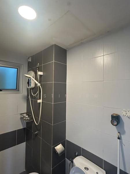 Apartment for Rent at Residensi Razakmas - Justin Lew - Bathroom - PropertyGuru.com.my
