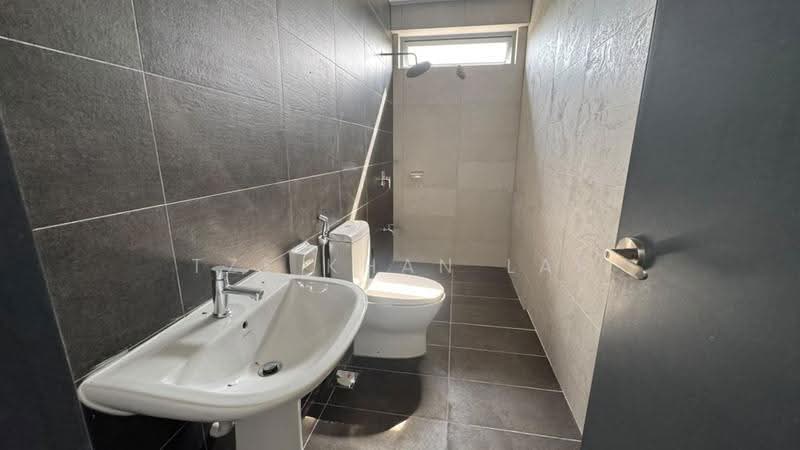 Rumah Teres 2-Tingkat untuk Dijual di Kuching (Sarawak) - Tze Khan Lai - Bathroom - PropertyGuru.com.my