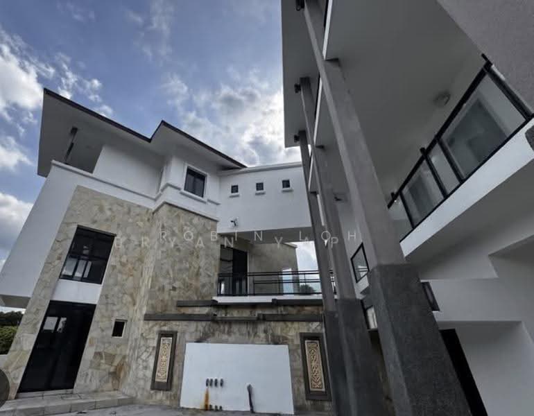 Bungalow House untuk Dijual di Seri Kembangan (Selangor) - Robin Loh - PropertyGuru.com.my