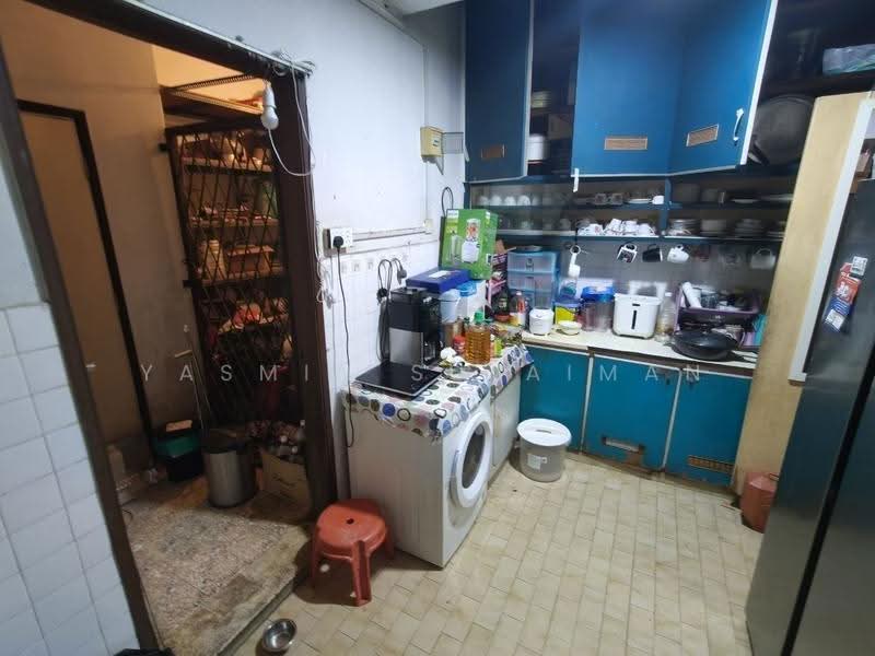 Rumah Berkembar untuk Dijual di Taman Maluri (Cheras) - Yasmin Sulaiman - Kitchen - PropertyGuru.com.my