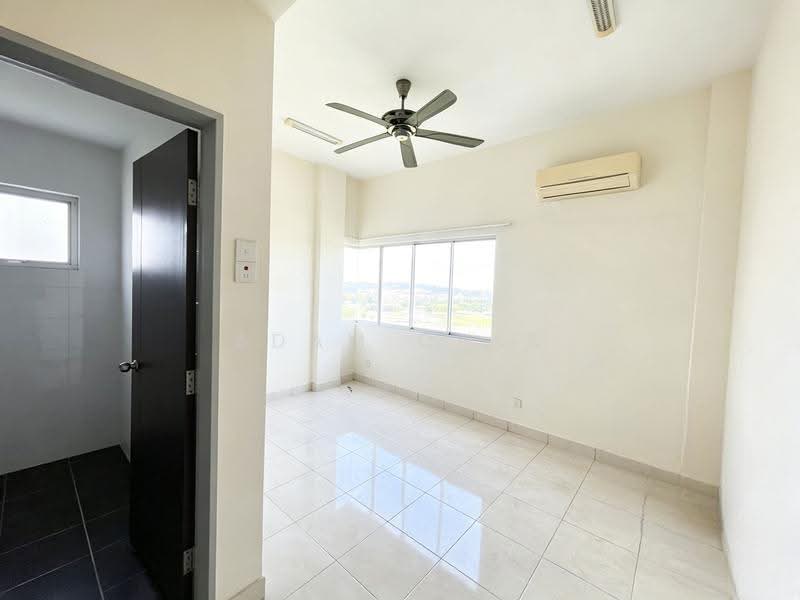 Condominium for Rent at Lagoon Suites - Adam Chia - Interior - PropertyGuru.com.my