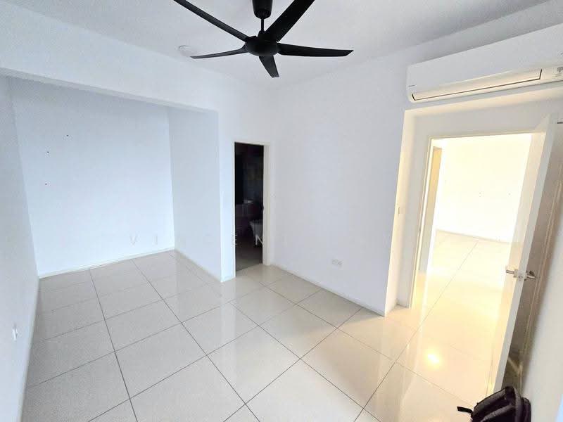 Kediaman Servis untuk Disewa di Residensi Estetik 8 (Est8) - Vincent Chye - PropertyGuru.com.my