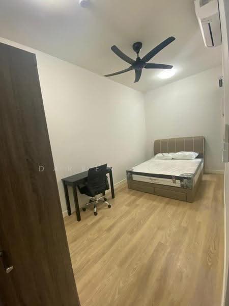 Kediaman Servis untuk Dijual di Atwater : Service Residences - Darren Khoo - Bedroom - PropertyGuru.com.my