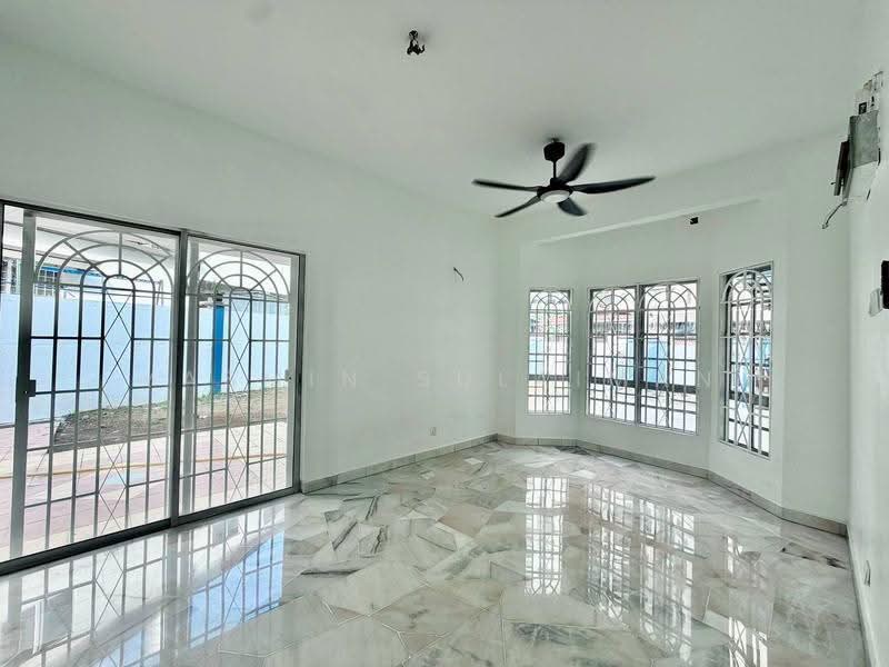 Rumah Teres 2-Tingkat untuk Disewa di Cheras (Kuala Lumpur) - Yasmin Sulaiman - Living Room - PropertyGuru.com.my