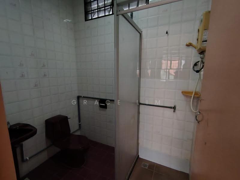 Rumah Teres 2-Tingkat untuk Disewa di Kampung Lapan (Melaka City) - Grace Lim - Bathroom - PropertyGuru.com.my