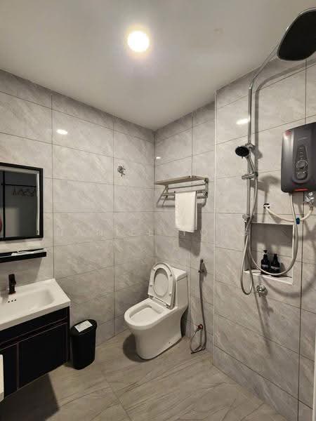 Rumah Teres 2-Tingkat untuk Dijual di Taman Johor Jaya (Johor Bahru) - Daniel Yong - Bathroom - PropertyGuru.com.my