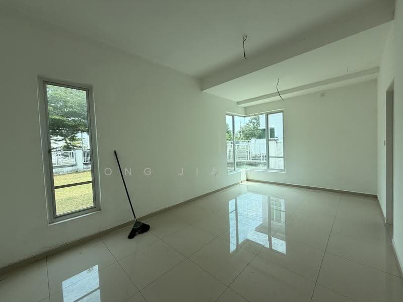 2-storey Terraced House for Sale in Hijayu 2 (Bandar Sri Sendayan) - Ong Jia Hui - PropertyGuru.com.my