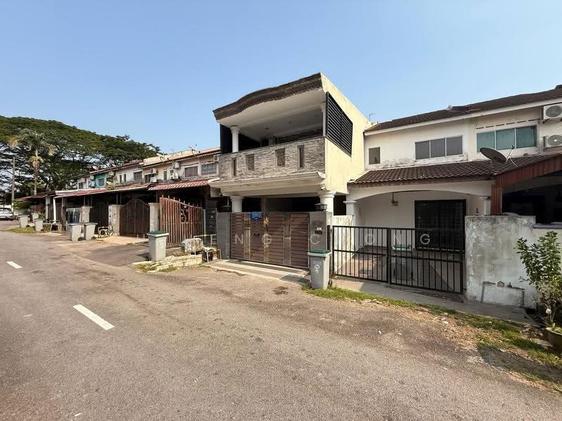 2-storey Terraced House for Sale in Taman Kota Masai (Pasir Gudang) - Fu Heng Chong - Exterior - PropertyGuru.com.my