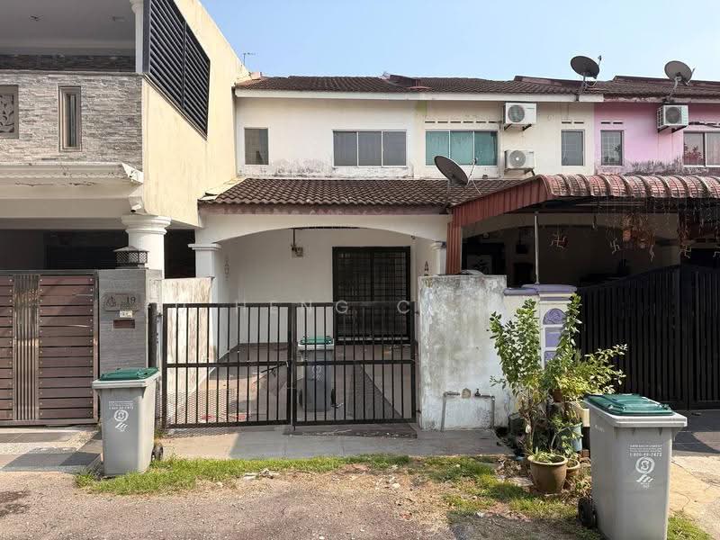 2-storey Terraced House for Sale in Taman Kota Masai (Pasir Gudang) - Fu Heng Chong - Exterior - PropertyGuru.com.my
