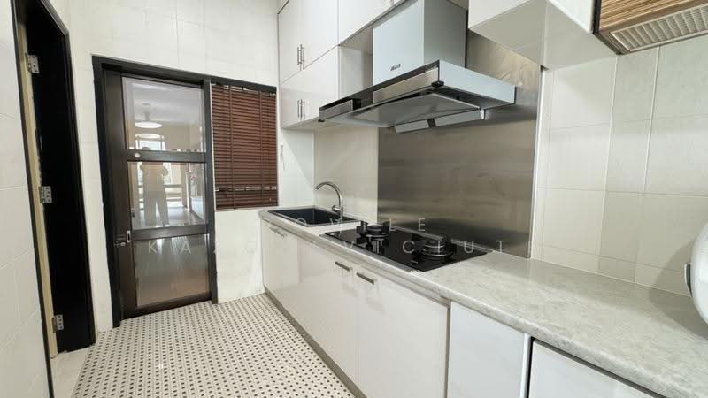Condominium for Sale at Armanee Terrace - Dovile Kazokeviciute - Kitchen - PropertyGuru.com.my