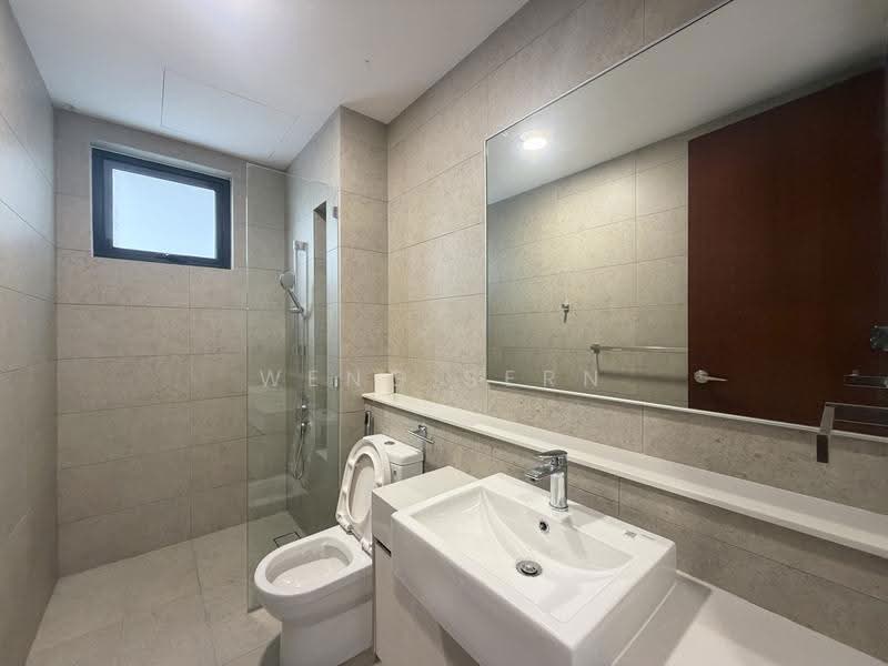 Kondominium untuk Dijual di Muze @ PICC - Weng Sern - Bathroom - PropertyGuru.com.my