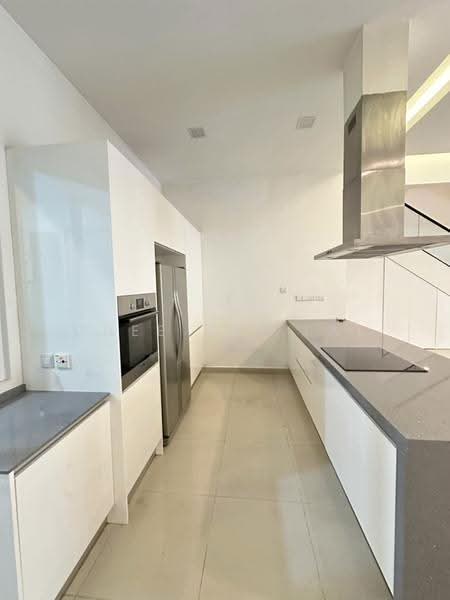Rumah Teres 3-Tingkat untuk Disewa di Duta Tropika (Batu) - Chee Mei Lai - PropertyGuru.com.my