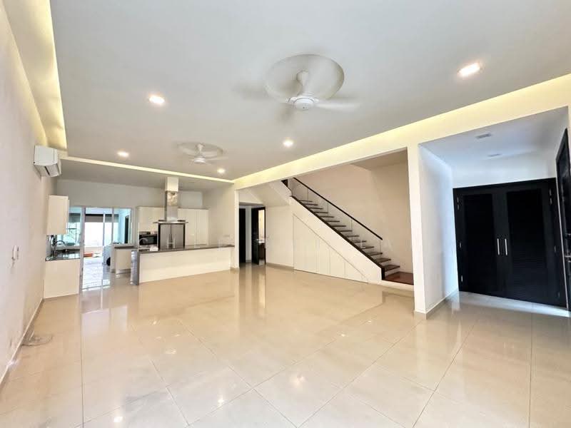 Rumah Teres 3-Tingkat untuk Disewa di Duta Tropika (Batu) - Chee Mei Lai - PropertyGuru.com.my