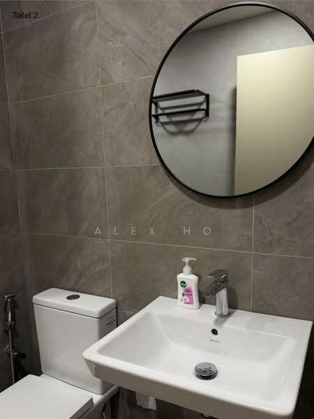 Kediaman Servis untuk Disewa di Quinn Residence - Alex Ho - Bathroom - PropertyGuru.com.my