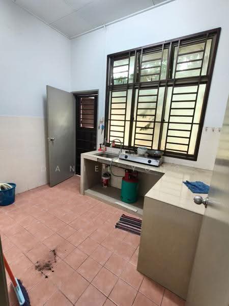 1-storey Terraced House for Sale in Ulu Tiram (Johor) - Daniel Yong - Kitchen - PropertyGuru.com.my
