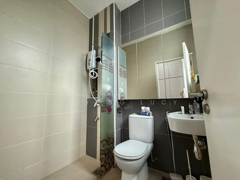 Semi-Detached House for Sale in Johor Bahru (Johor) - Au Yong Lucy - Bathroom - PropertyGuru.com.my